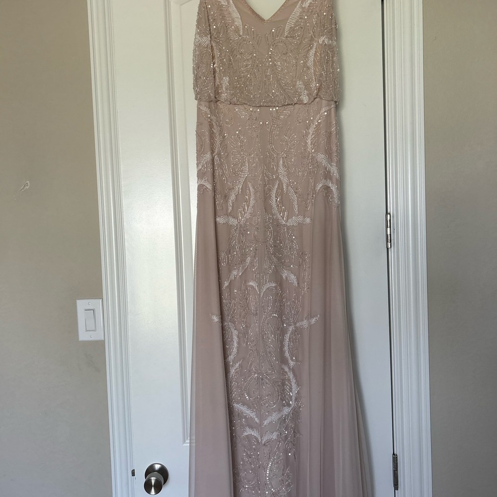 Adrianna Papell - Picture 7 of 14